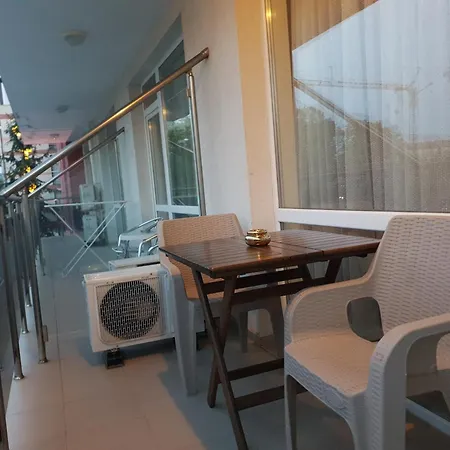 Cozy By Julie Napospart